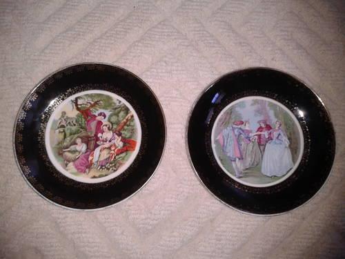 Antique Hanging Wall Plates