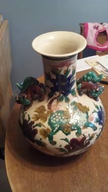 Beautiful Antique Oriental Vase