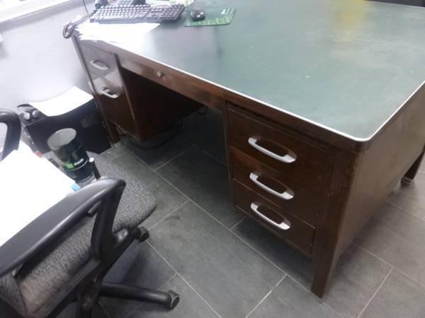 Beautiful Desk for sale!!!