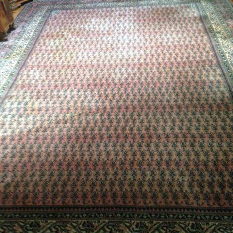 Beautiful Karastan carpet, 8'8
