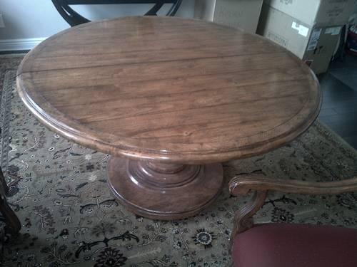 Beautiful Ralph Lauren Collection Mahogany Wood Dining Table for Sale