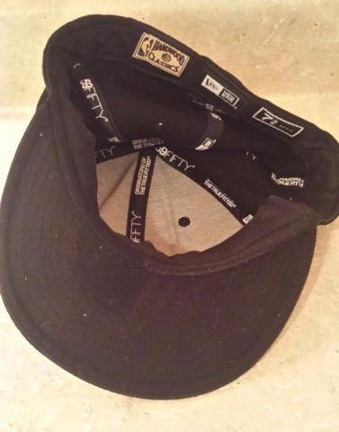 Black New Era 59 Fifty Miami Heat NBA Basektball Sports Hat Size 7 3/8