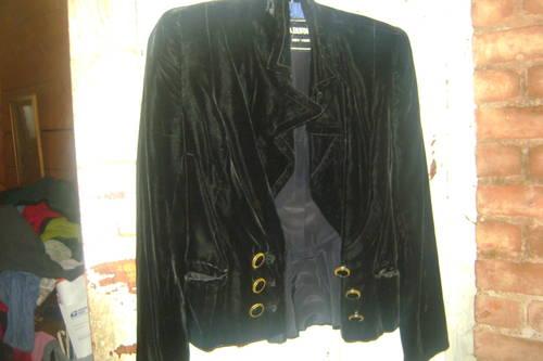 Black Velvet Boutique Vintage Jacket with 