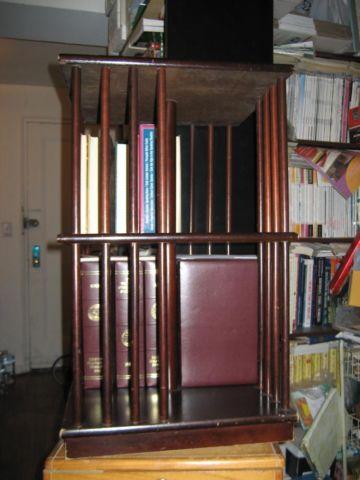 Bookcase, Revolving! Solid wood, Cherry Color