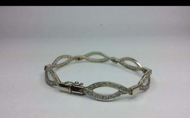 Bracelet for sale!!! %50 off white tag sale!