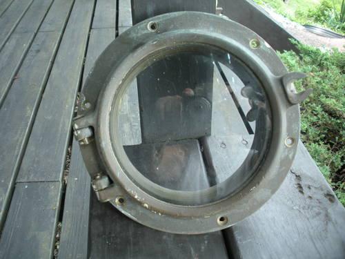 BRASS BOAT PORT HOLE AND PORT AND STARBOARD LIGHTS