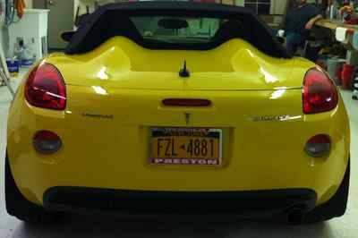 convertible solstice pontiac yellow color