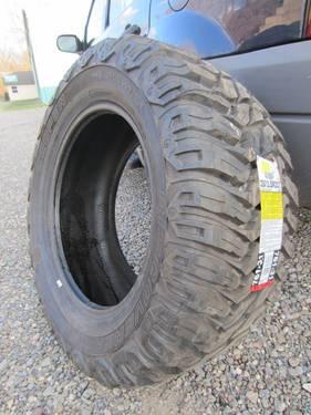 Cooper Discoverer STT Tire 35 13.50 20 - $215 (Waverly to Elmira)