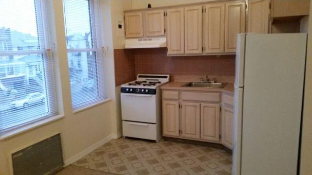 Desirable 1BR apartment in Bensonhurst for rent by owner
