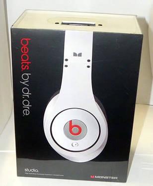 dr. dre white/red SOLO beats