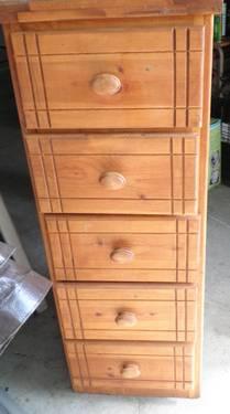 DRESSER WITH DRAWERS AND DOORS WITH SHELVES