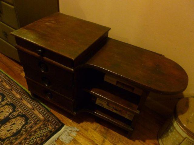 Early American Cobblers Bench Bookcase Nighstand Awesome!