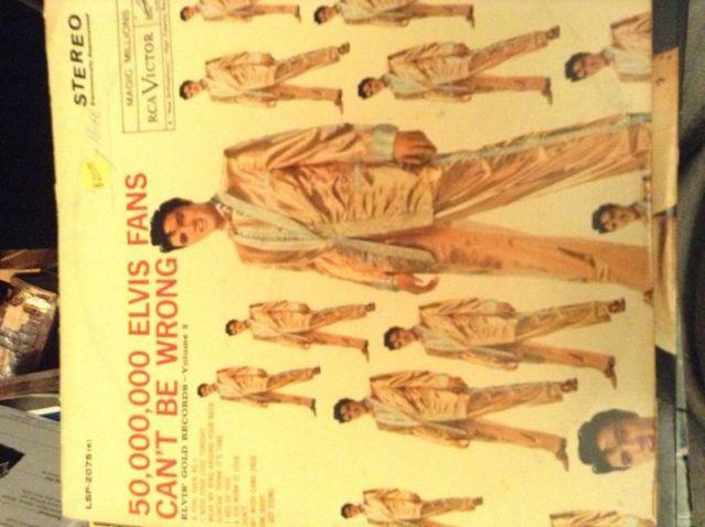 Elvis Presley jewelry / uncut sheets of cards /