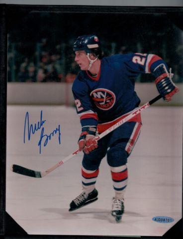 For sale is a 8x10 photo of Mike Bossy