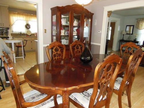 Furniture - Solid Oak Dining Set Table/ 6 Chairs And Big Hutch
