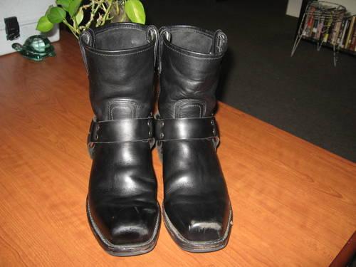 FYRE STOVE TOP BOOTS BLACK LEATHER WITH STRAP Size 9 1/2