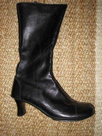 GENTLE SOULS (pre-K.Cole) New w Box Leather Black Boot (mid-calf) 7.5M