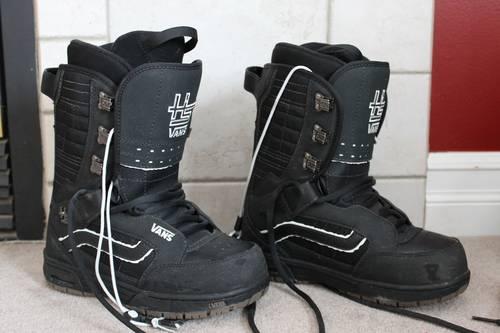 Gently Used Snow Board Boots