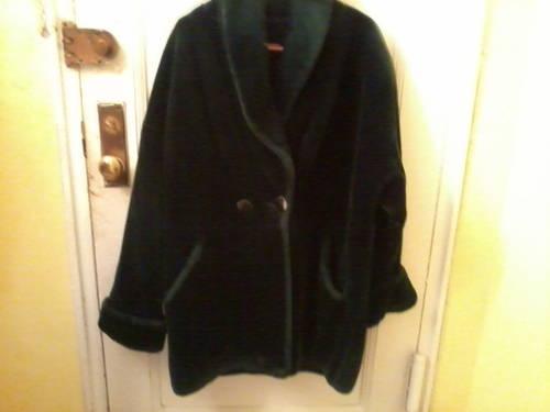 Girls/Junior Dark Green Coat Size large Make a offer
