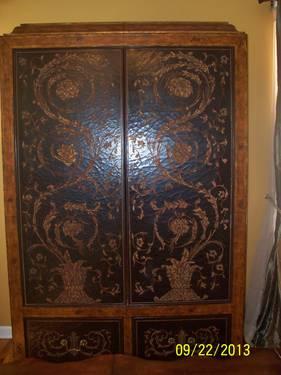 Gorgeous Armoire in Mint Condition