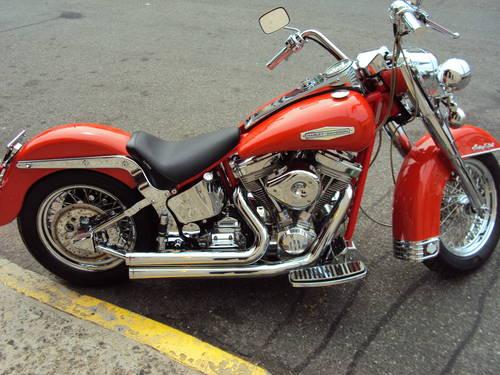 Harley Davidson Heritage Softail Replica