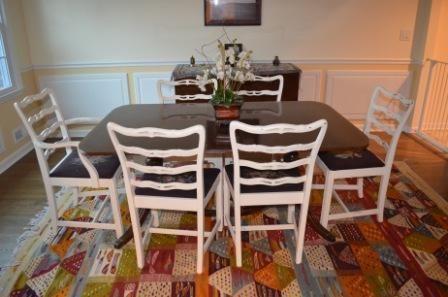HENREDON Dining room table explandable leaves, 3 x bureaus, 6 x chairs