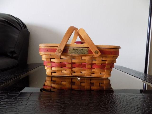 Holiday Cheer Longaberger Baskets, good condition.