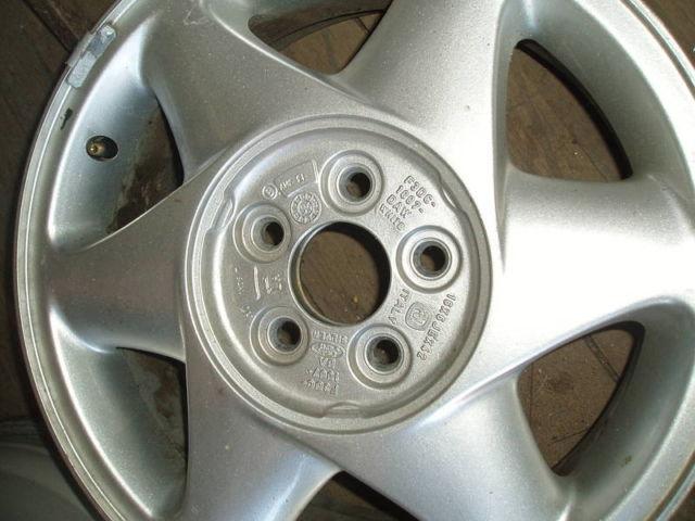 Hollander 3065 Left side FORD SHO alloy wheel 16