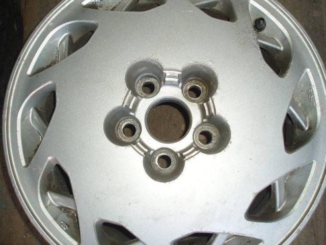 Hollander 69215 TOYOTA SUPRA alloy wheel Right side 1986-1990