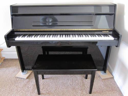 Kimball studio upright piano in great condition