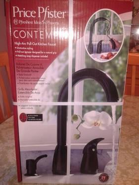Kitchen Faucet (New) - Pfister - $100 (New City)