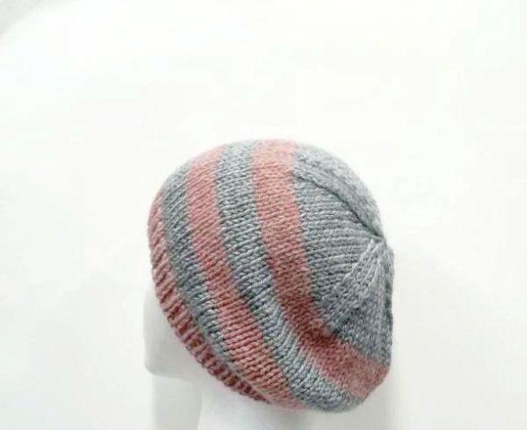 Knitted beanie hat, gray and pink, hand knitted, one of a kind