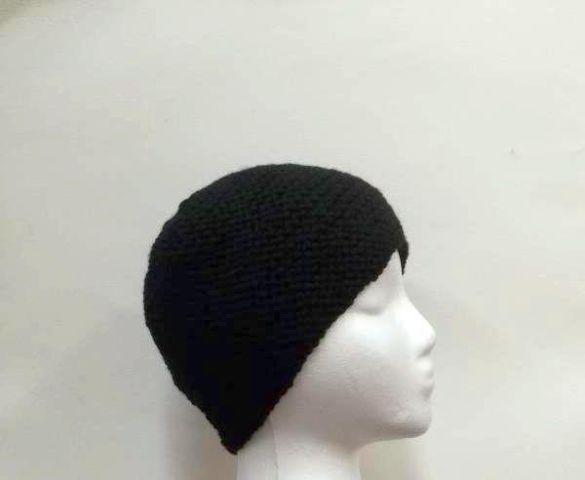 Knitted skullcap, knitted beanie, knit hat, black skullcap