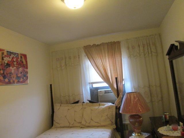 Large room in Canarsie