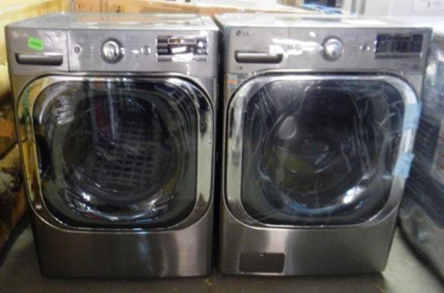 LG Super Capacity Graphite Washer & Electric Dryer Set New!