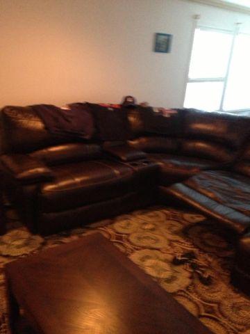 Like new dark brown 5 piece leather couches,