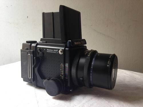 Mamiya RZ67 Pro II Camera 90mm 150mm Lens 2 Mags Bellows Prism Polaroi