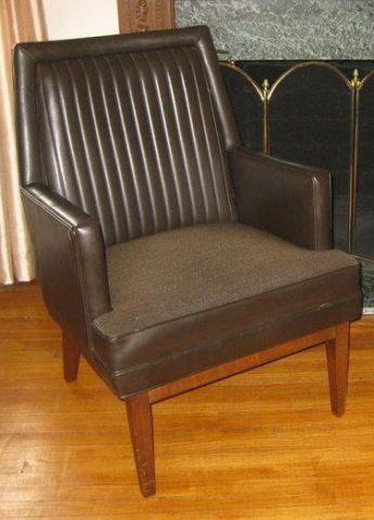 Mid-Century Lounge Chair (Delivery Available)
