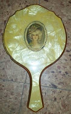 Mother of pearl hand mirror (old) small