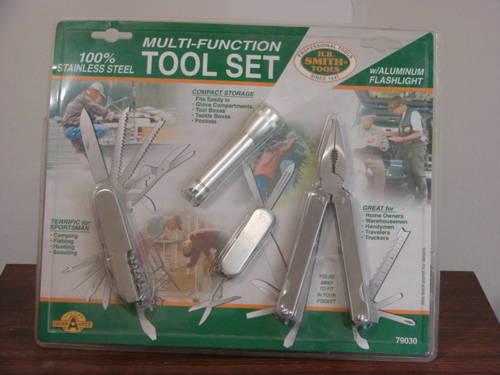new , multi-function tool set by HB SMITH TOOLS