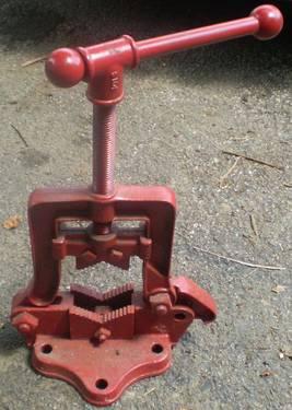 NYE Tool Works Bench Pipe Clamp, 10
