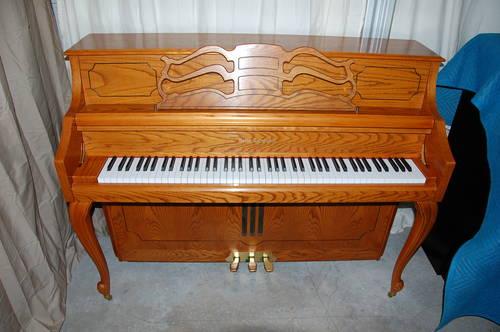 Oak Kohler & Campbell Upright Piano
