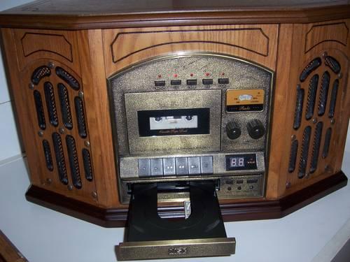 OLD TIME RADIO COMBINATION