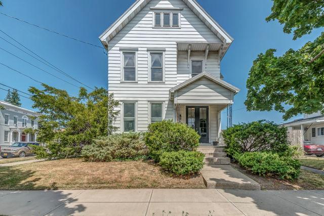 Oswego City Real Estate, Victorian for Sale, 4 bedrooms