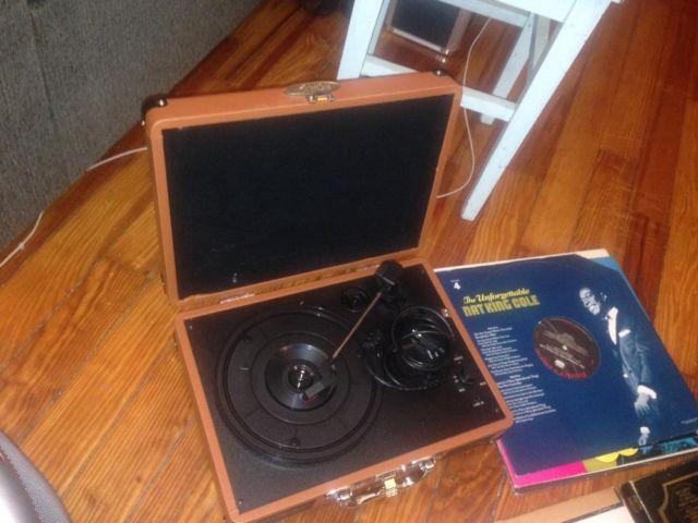 Portable Retro Record Player + Records