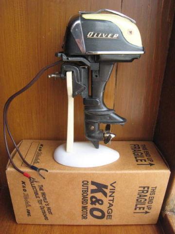 Rare 1958 K&O Original Oliver Toy Outboard Motor (Runs) with Stand Box