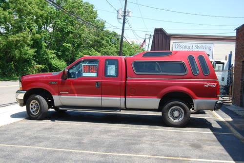 **REDUCED** 2003 Ford F250 XLT Super Duty Extended Cab w/ Cap
