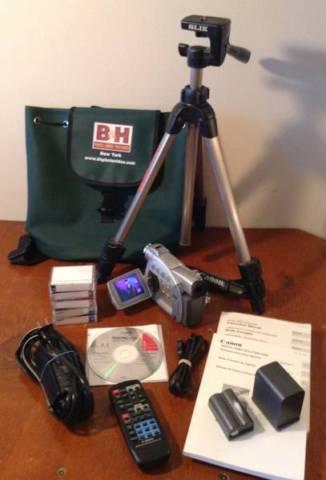 Sanyo Xacti camera video HD camcoders with extras - must go