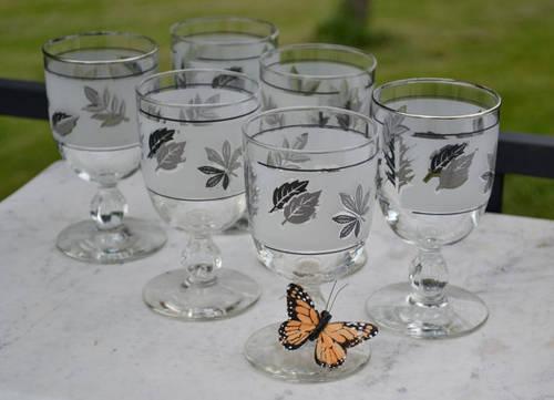 SET OF 9 VINTAGE LIBBEY FROSTED SILVER FOLIAGE GOBLETS