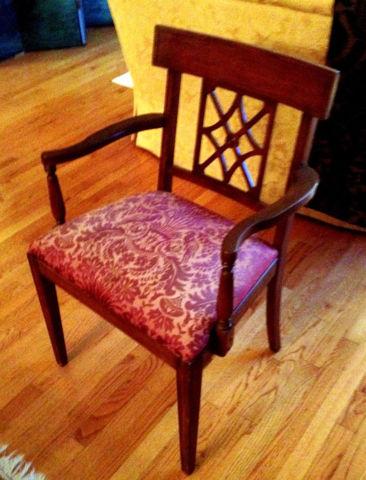 Sheraton-Style arm chair & 4 side chairs
